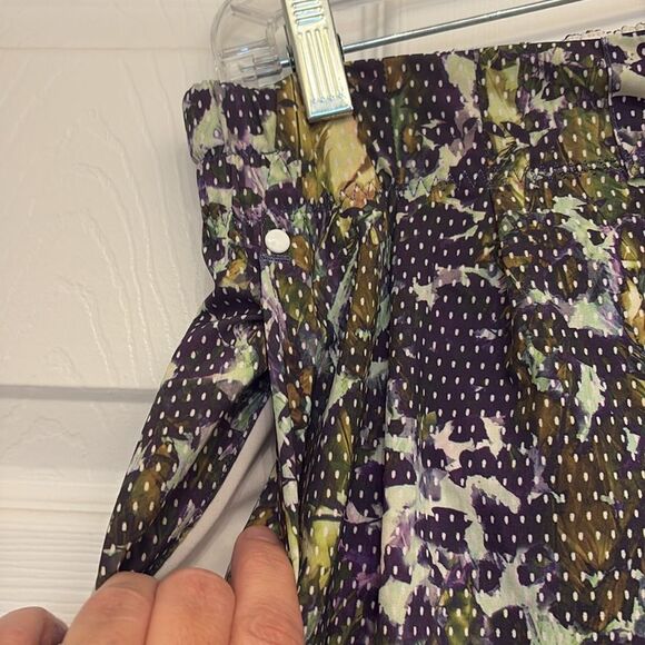 Lululemon Spring Break Away Short Floral Sport White Multi - Picture 3 of 7